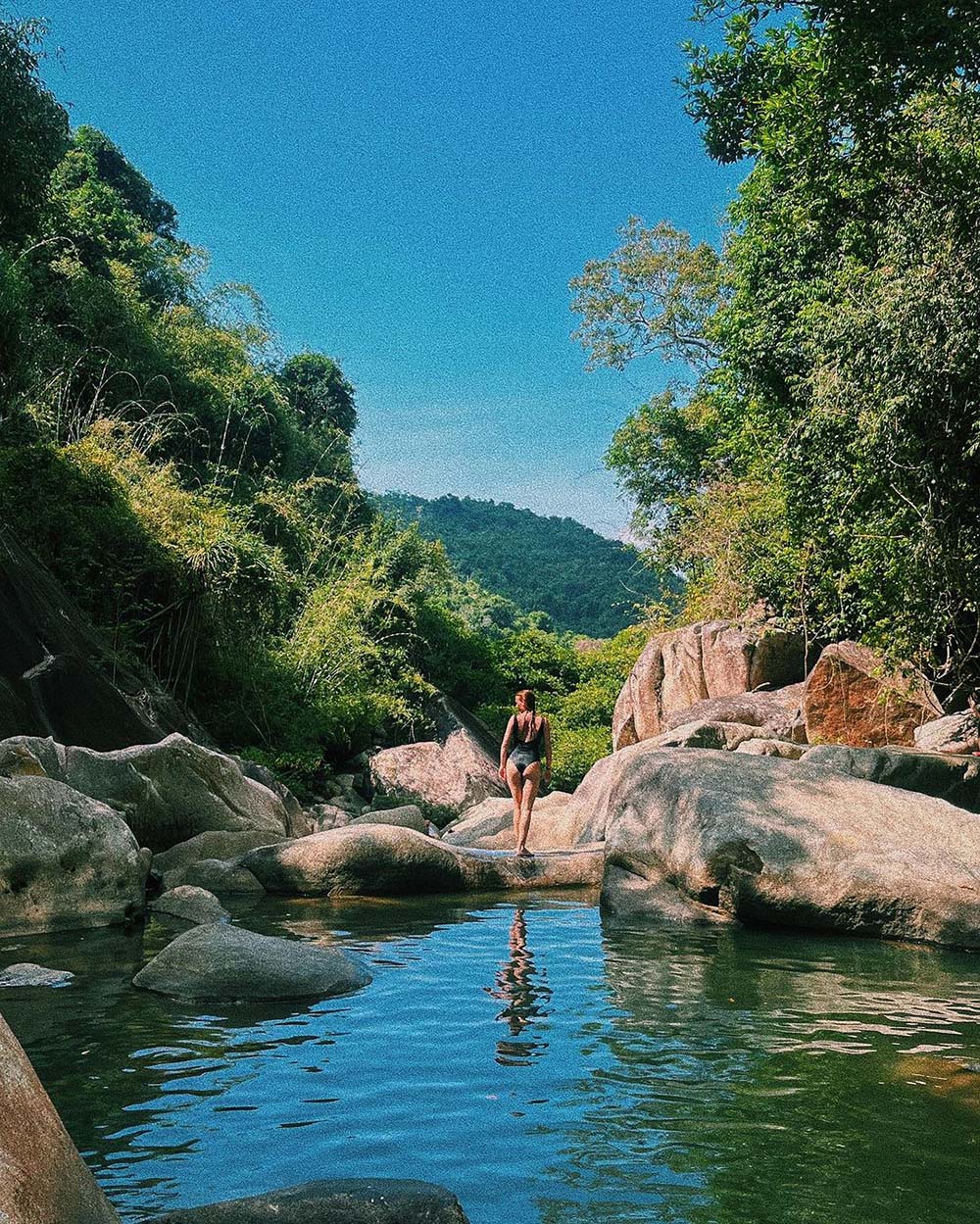 checkin suối ba hồ