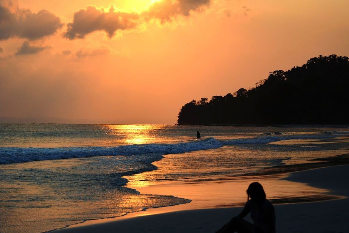 beach in dawn