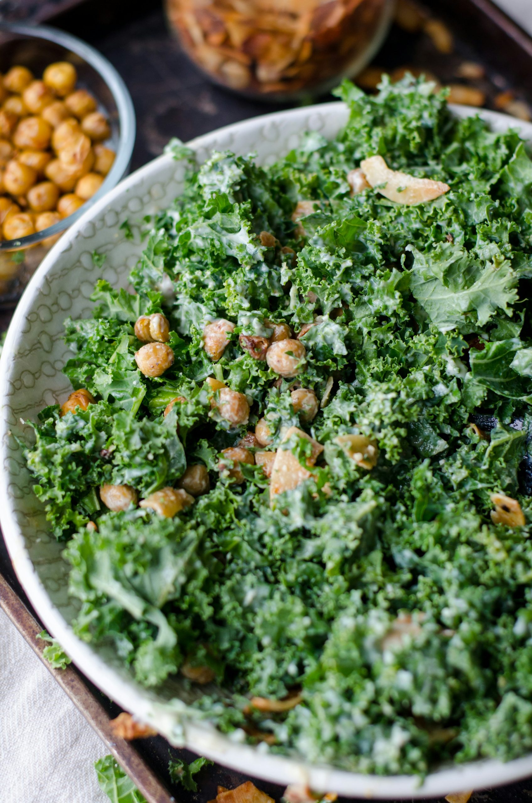 Salad rau củ cải Kale